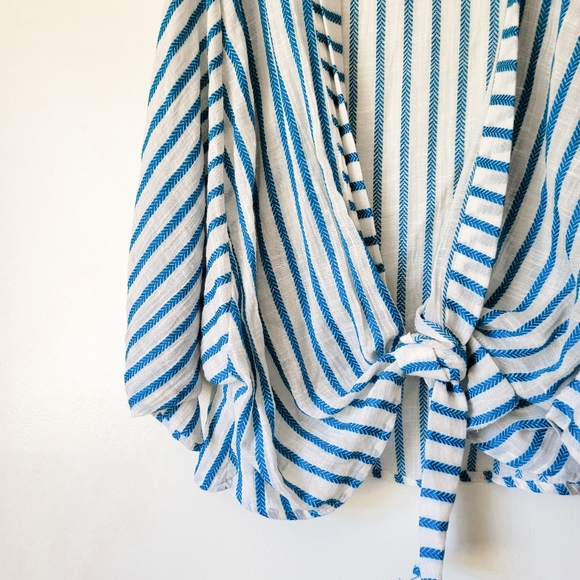 Free People Bow & Arrow Tie Front So fun kimono - Picture 4 of 7